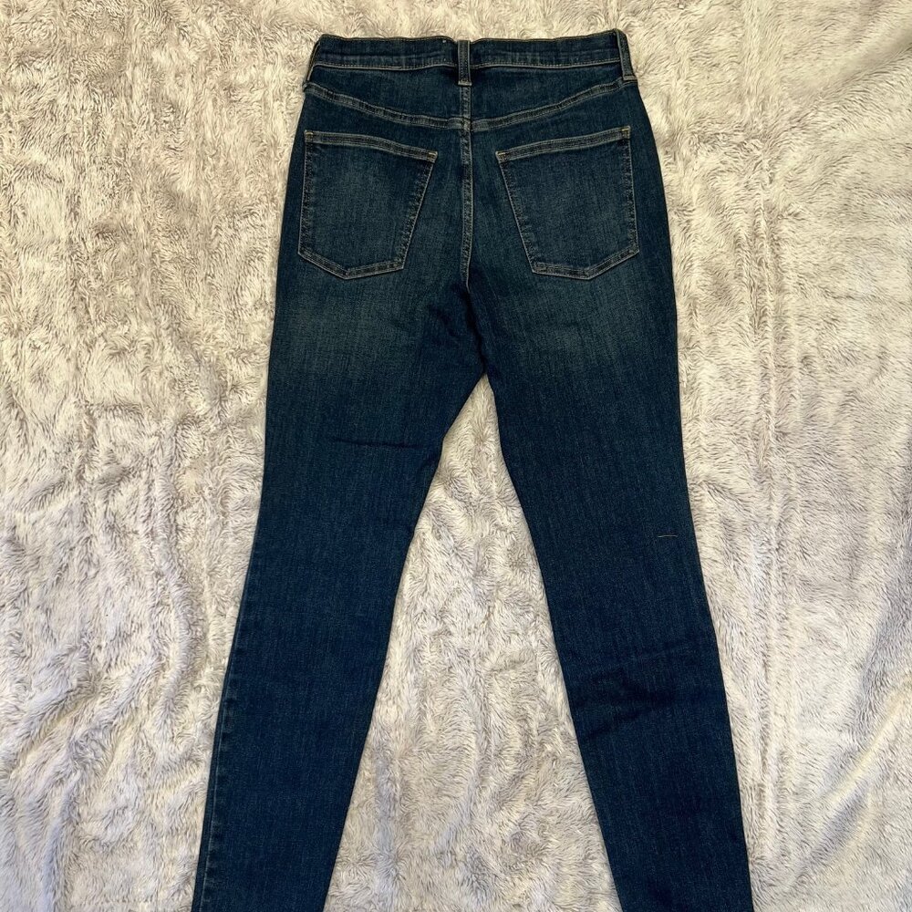 Universal Threads High Rise Skinny size 8 - Picture 3 of 5